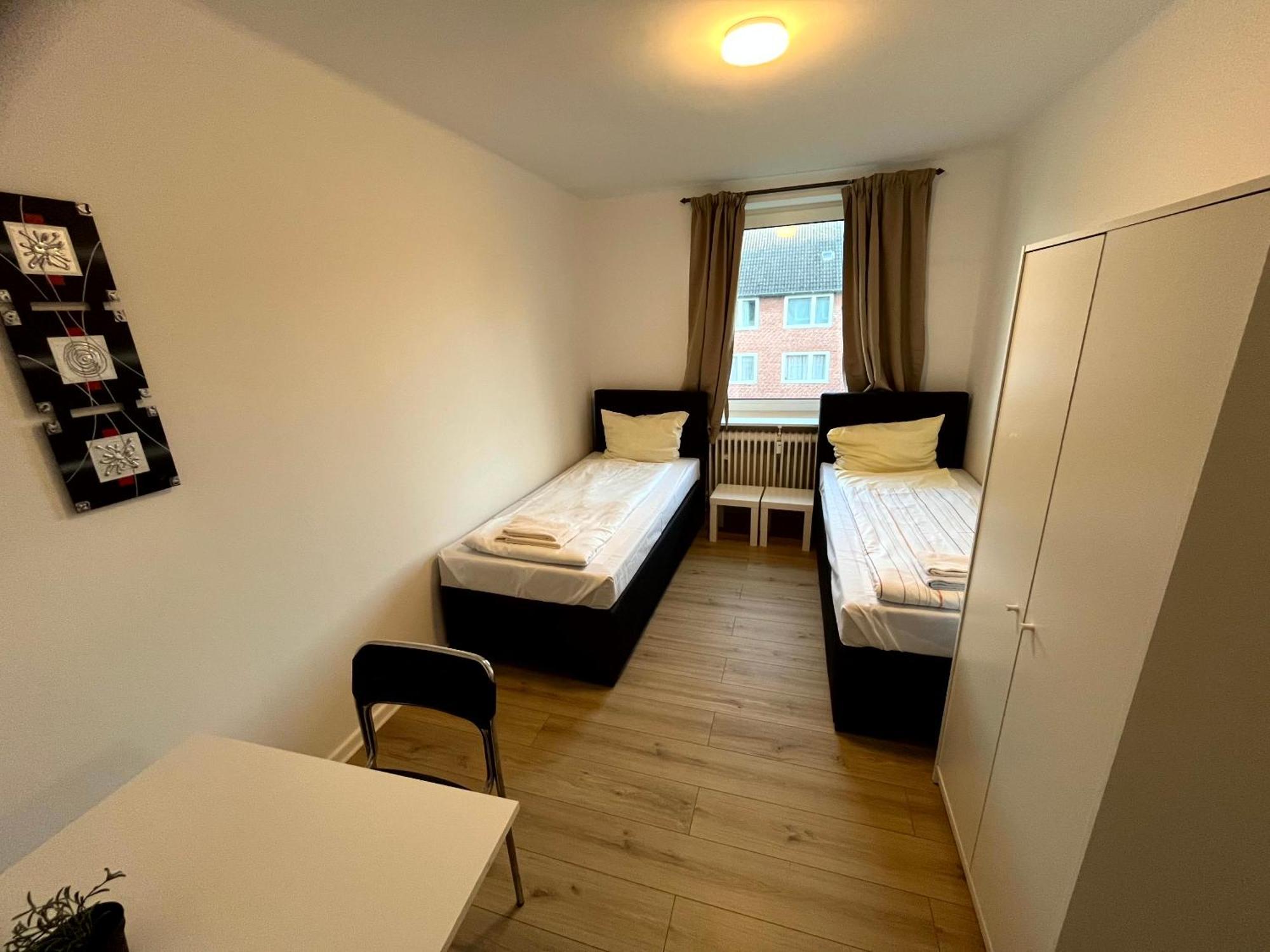 3-Zimmer Monteurwohnung Mit Balkon Neumünster Eksteriør billede
