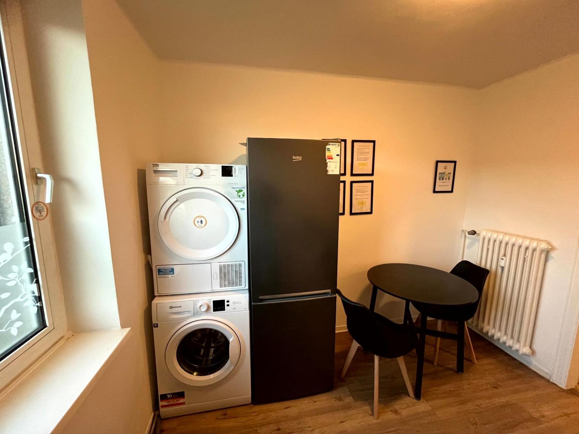 3-Zimmer Monteurwohnung Mit Balkon Neumünster Eksteriør billede