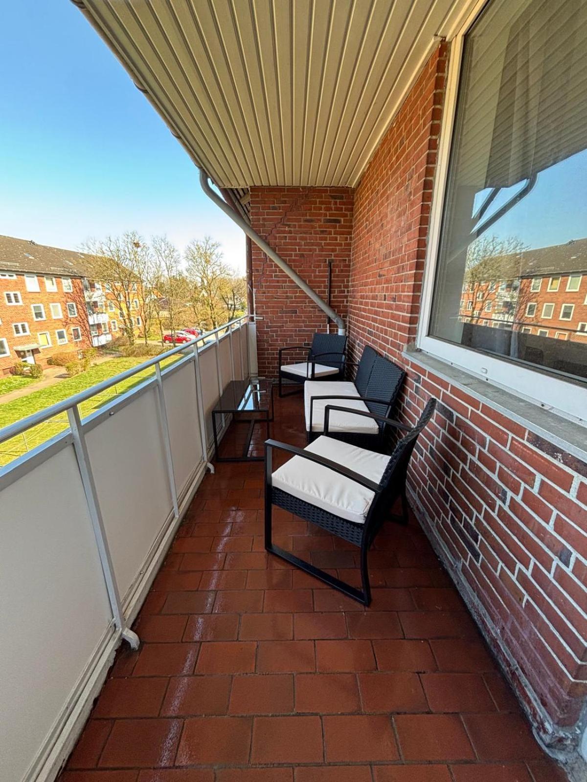 3-Zimmer Monteurwohnung Mit Balkon Neumünster Eksteriør billede